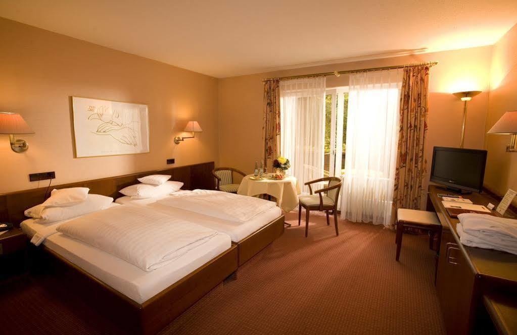 Art-Hotel Am Park 巴登韦勒 外观 照片